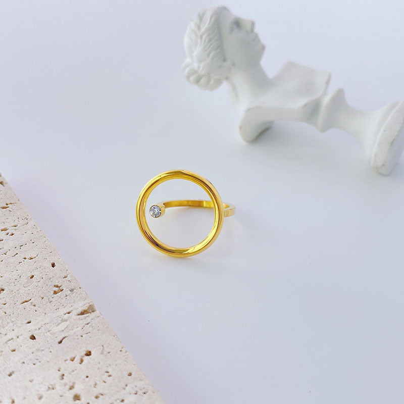 Minimalist Gold-Plated Rhinestone Circle Ring