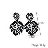 Hollow leaf earrings for fashion